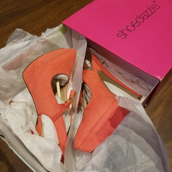 CLOSING FEB 10! Orange Shoedazzle heels NEVER WORN - Picture 7 of 7